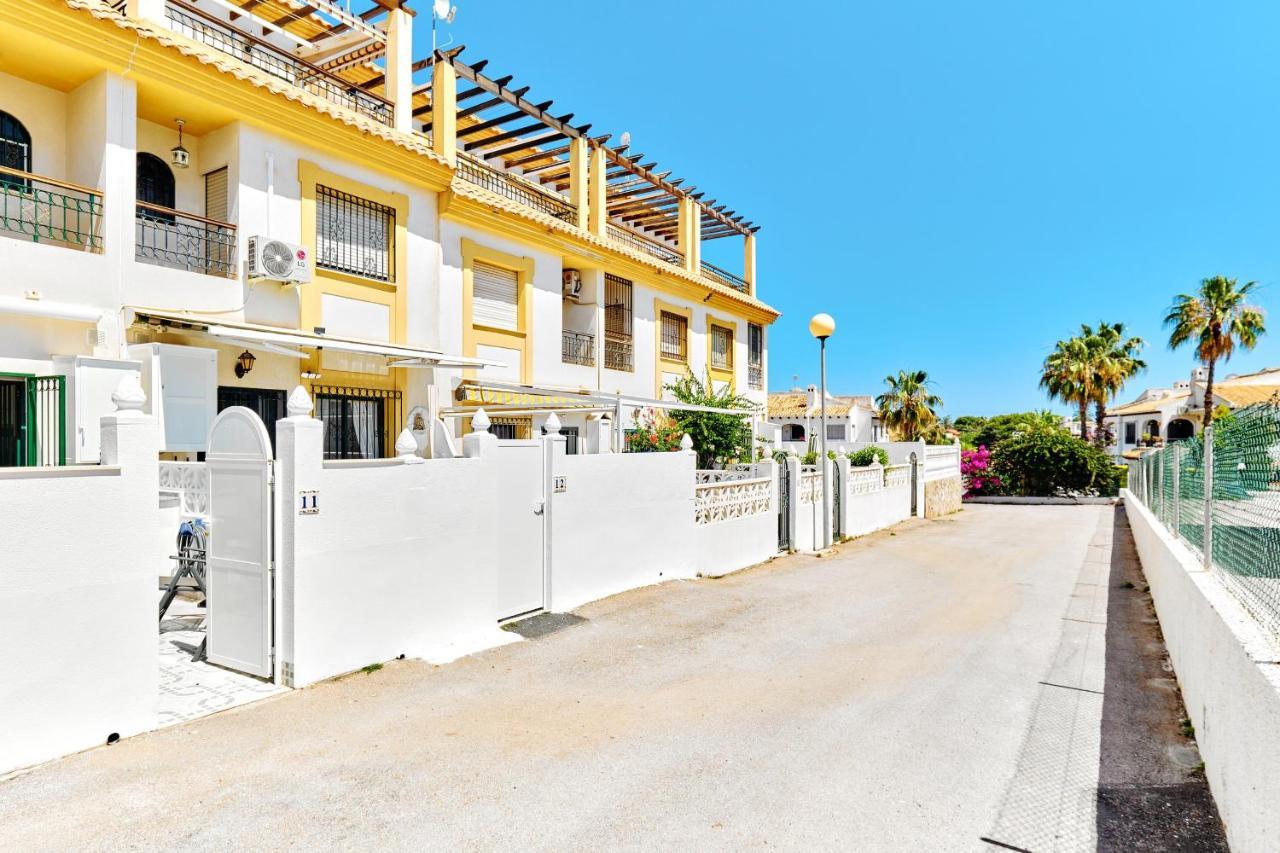 Espanhouse Sonia In La Zenia Playas De Orihuela Bagian luar foto